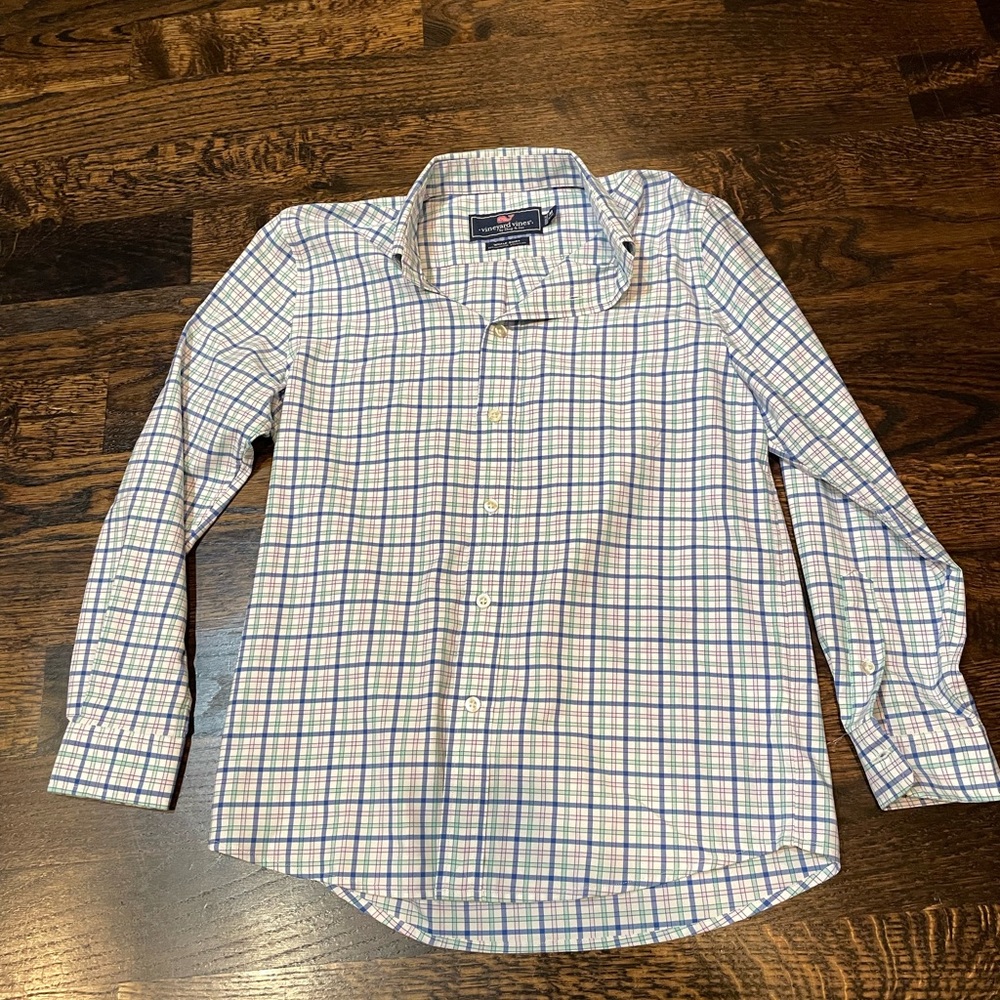 Vineyard Vines Whale Shirt, Size Medium (12-14)